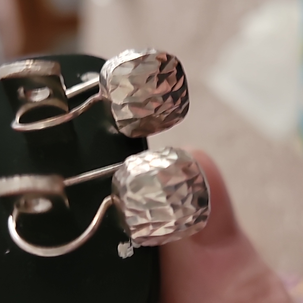 Silpada .925 earrings